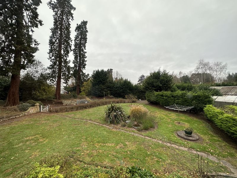 Gardens- click for photo gallery